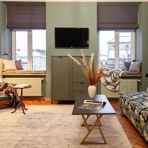 https://appartment-arkadiya-halytska9.hotelslviv.net